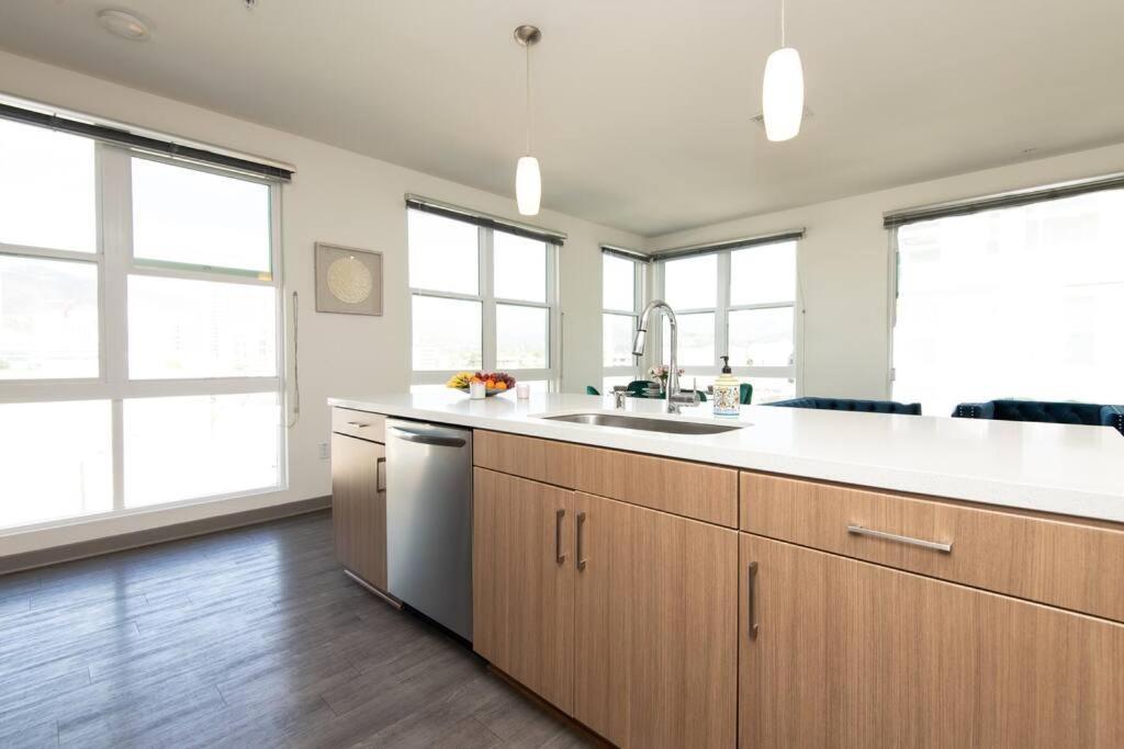 Centrally Located Apartments With Free Parking Glendale Zewnętrze zdjęcie