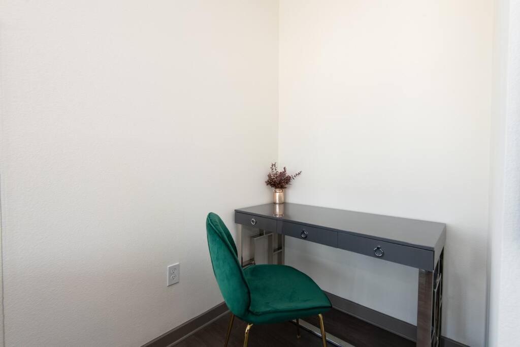 Centrally Located Apartments With Free Parking Glendale Zewnętrze zdjęcie